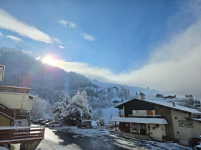 Pied des pistes app 5 personnes